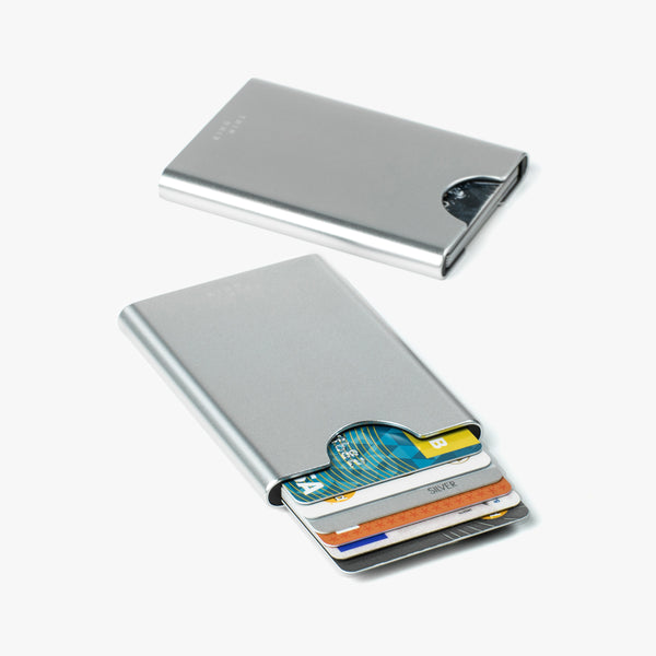Slim aluminum card case in silver colour by Thin King 